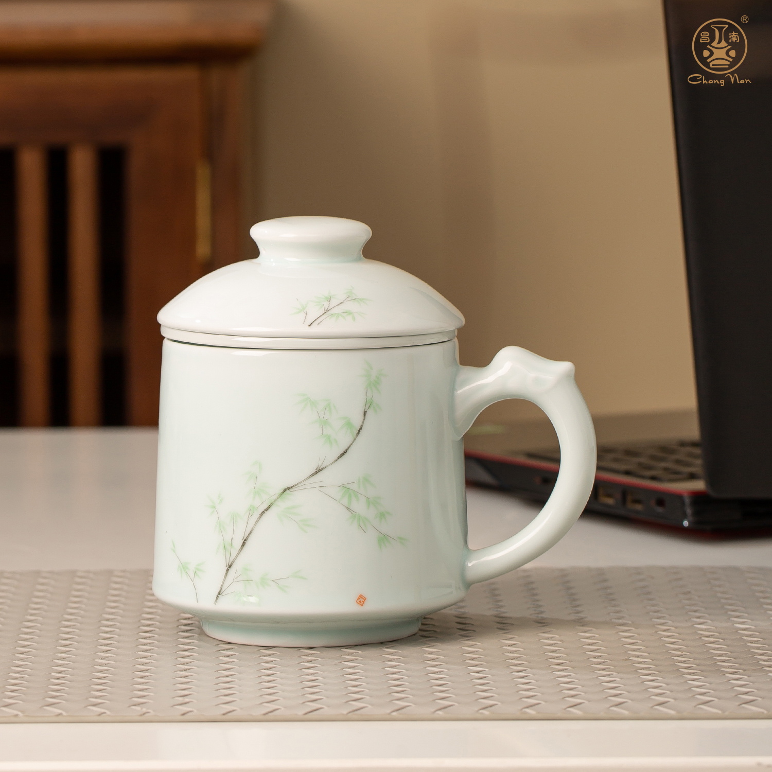 昌南景德镇陶瓷茶水分离带盖过滤茶具办公室茶杯套装高温老板杯会议室 